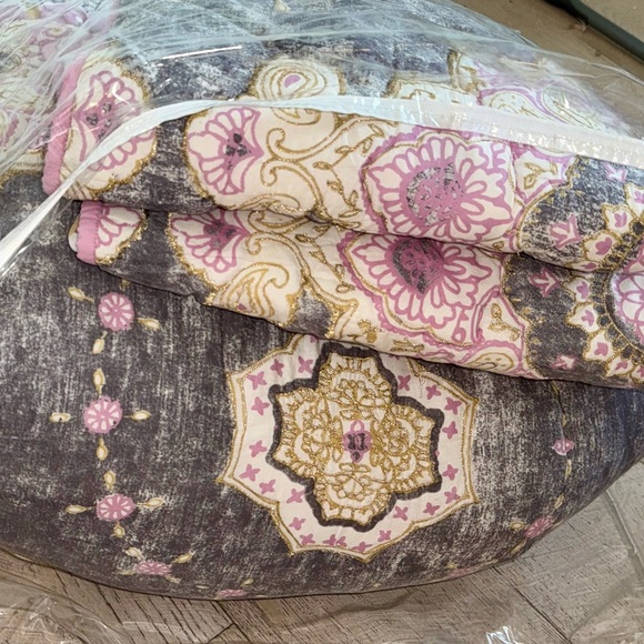 Pottery Barn Teen Bohemian Wonder Paisley Print Twin Quilt & 2 shams lilac grey - Picture 9 of 14